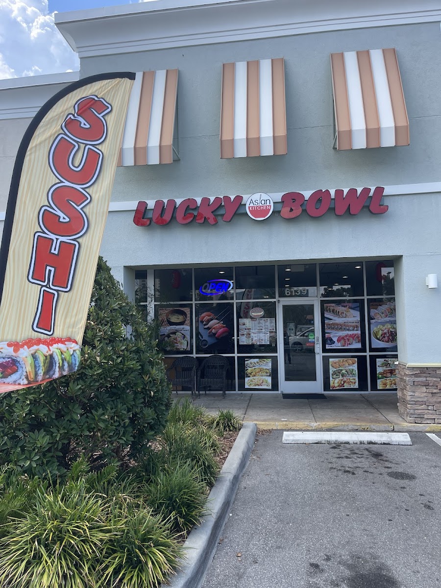 Lucky Bowl ( Chinese Kitchen & Sushi, Poke Bowl)